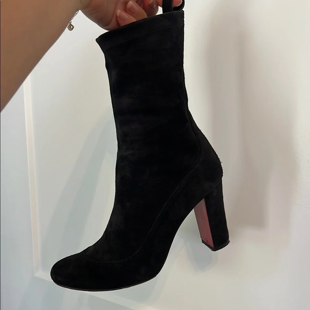 Elegant Black Women's Boots - Picture 10 of 16